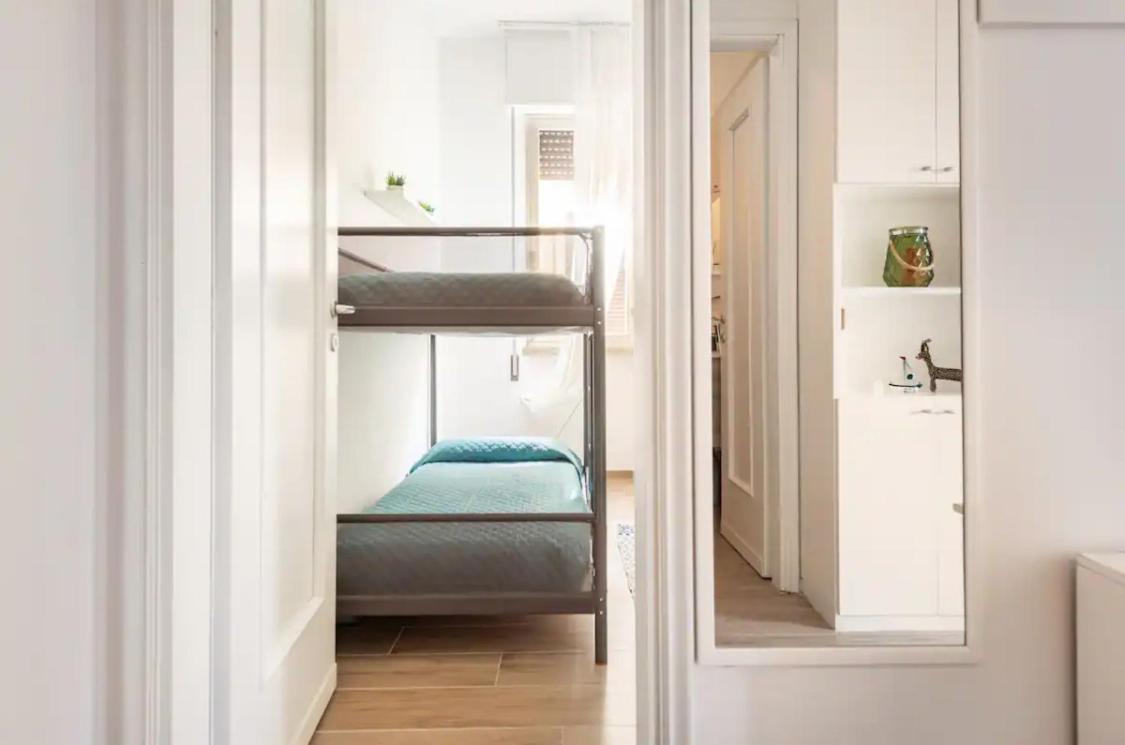 Seaside Apt Private Parking And Near The Beach فياريجيو المظهر الخارجي الصورة